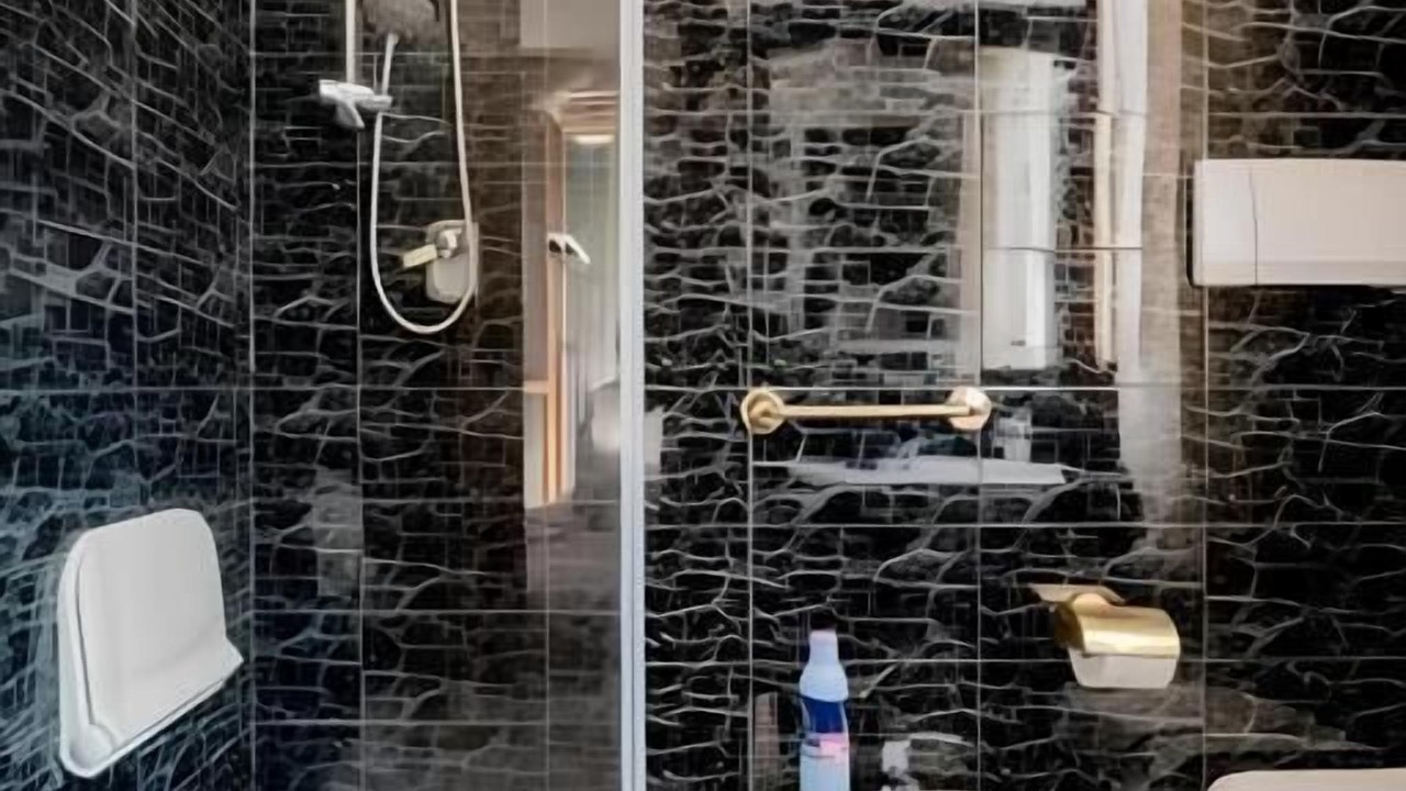 Photo of Bathroom in Pero