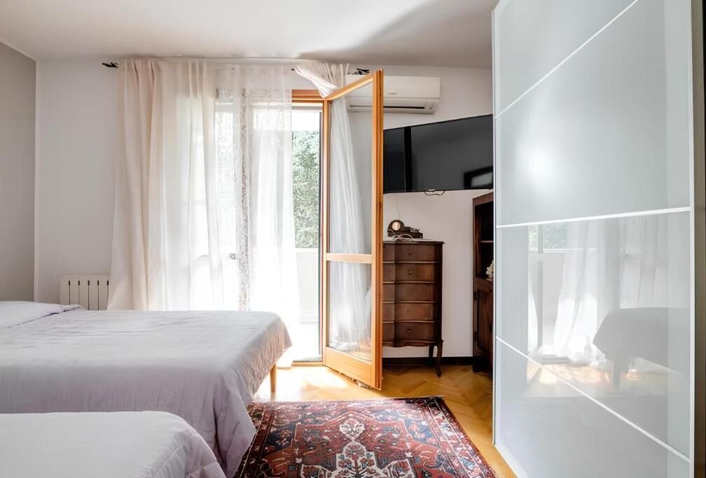 Photo of Bedroom in Pero