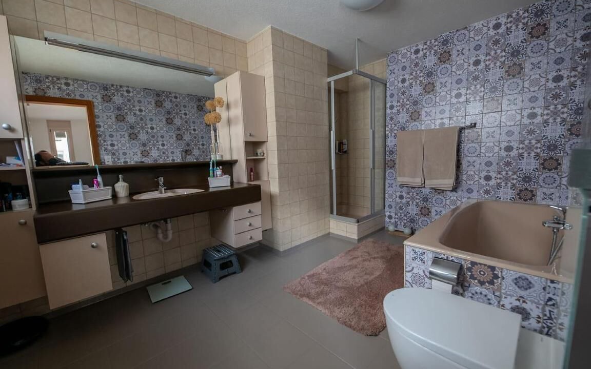 Photo of Bathroom in Raron