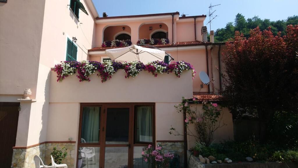 Photo of Outdoor in Altare