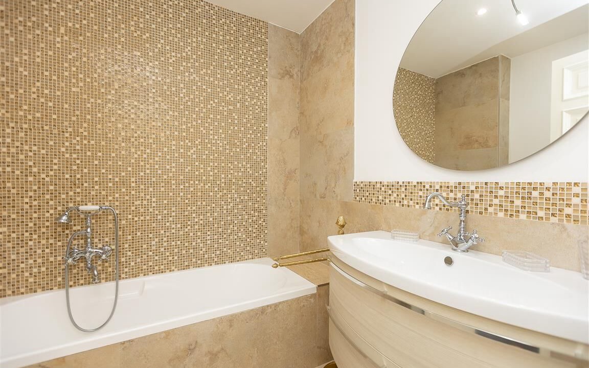 Photo of Bathroom in Rione XVI Ludovisi