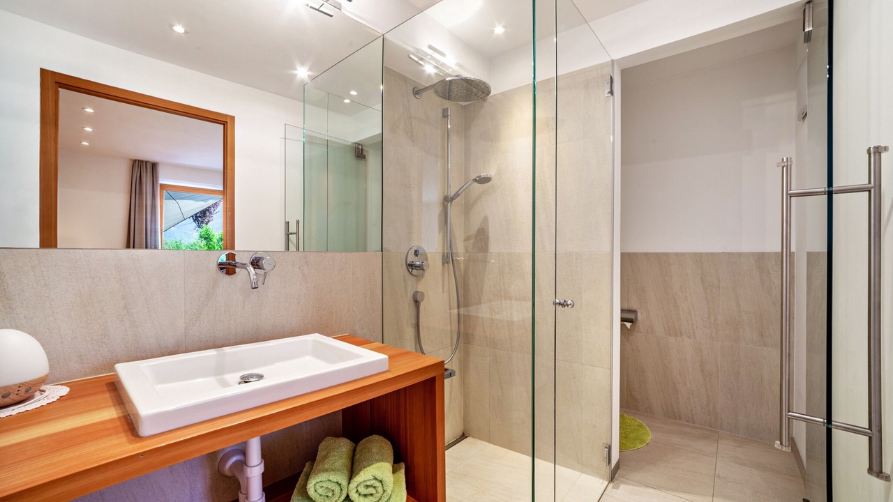 Photo of Bathroom in Laces