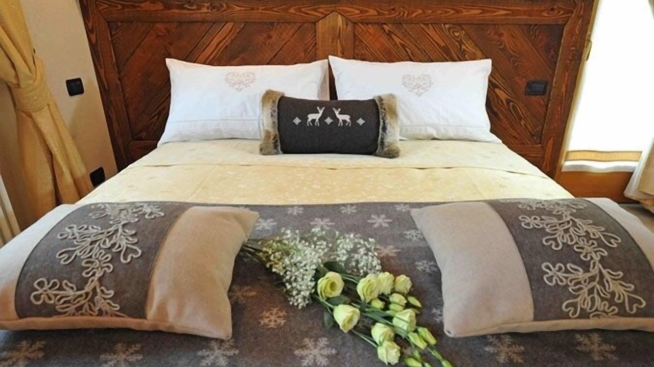 Photo of Bedroom in Antagnod