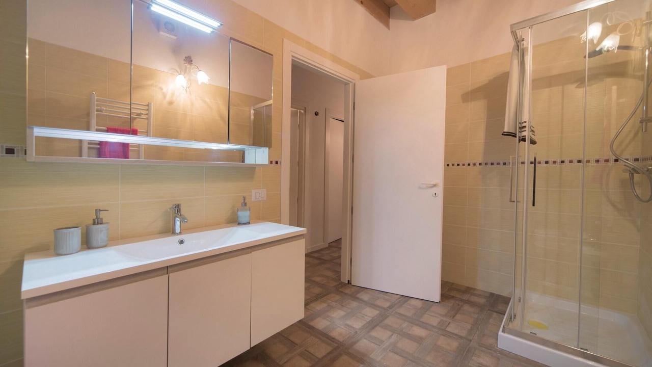 Photo of Bathroom in Cinto Euganeo