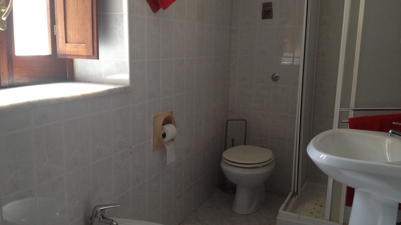Photo of Bathroom in Campinola