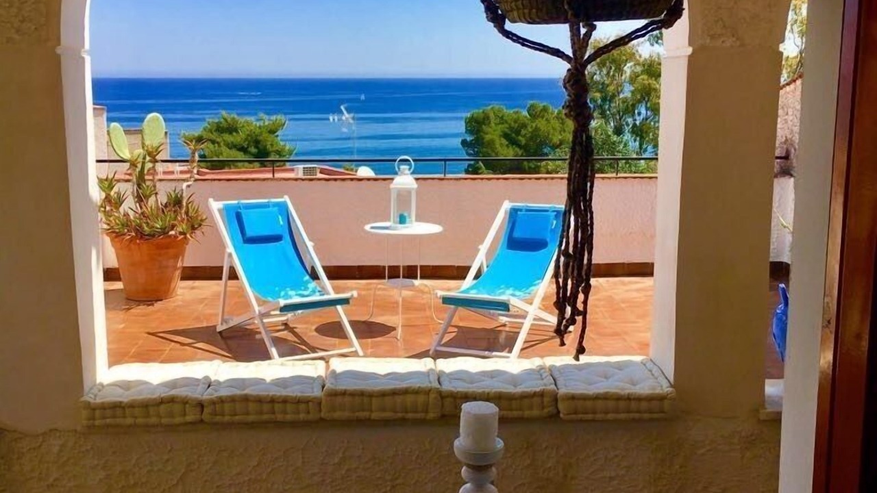 Photo of Patio Balcony in Torre Colonna-sperone
