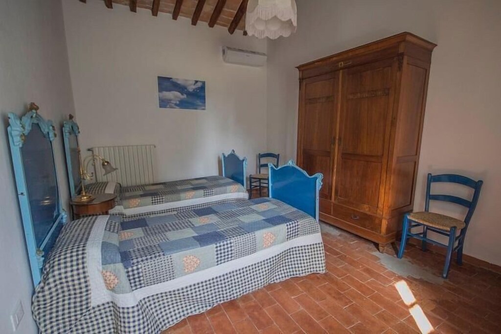 Photo of Others in Castellina Marittima