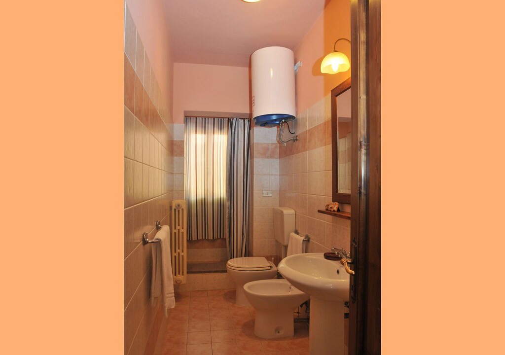 Photo of Bathroom in Gattaia