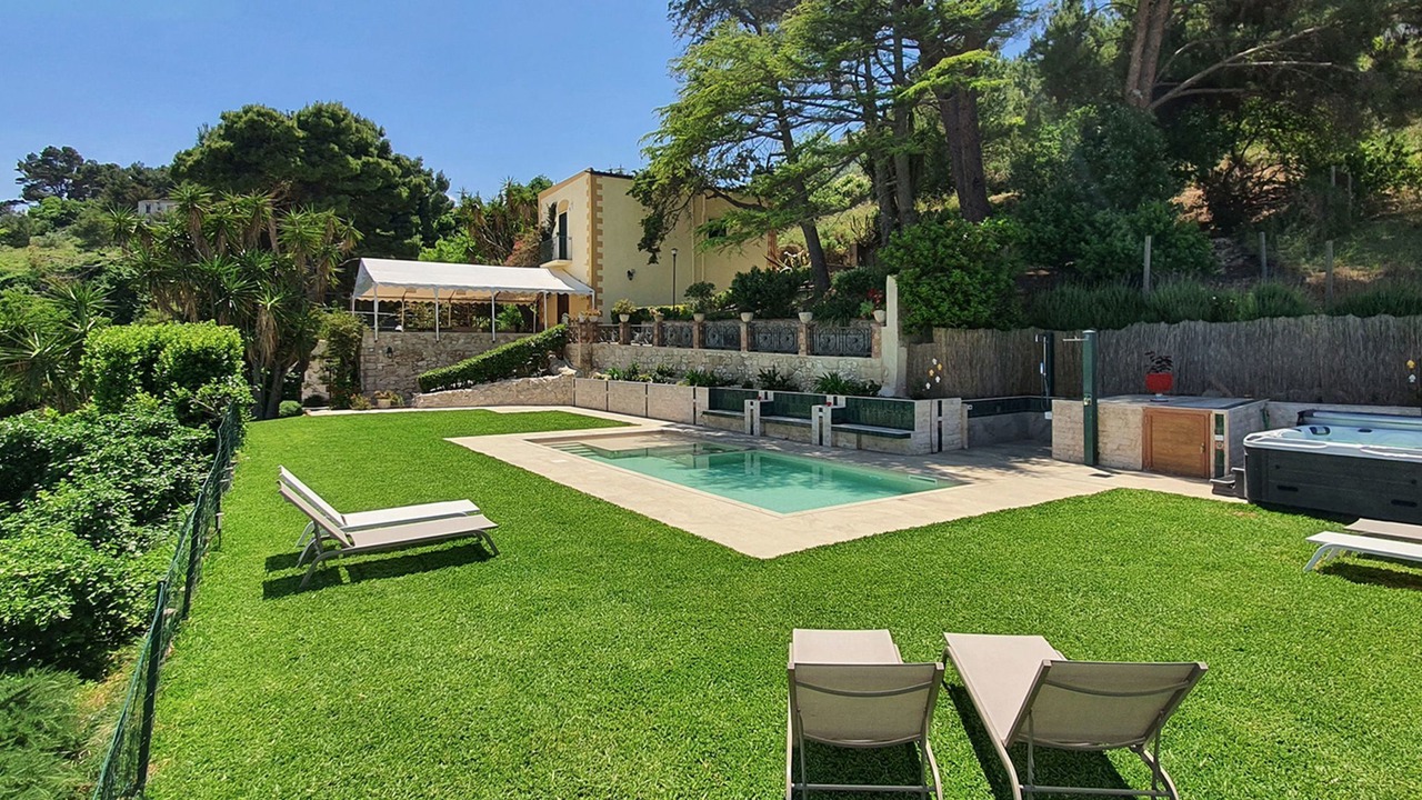 Photo of Outdoor in Alcamo