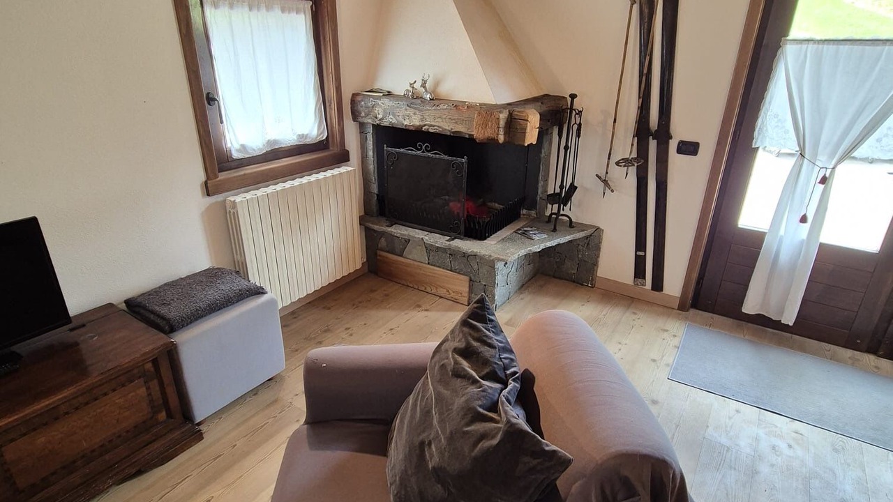 Photo of Livingroom in Trepalle