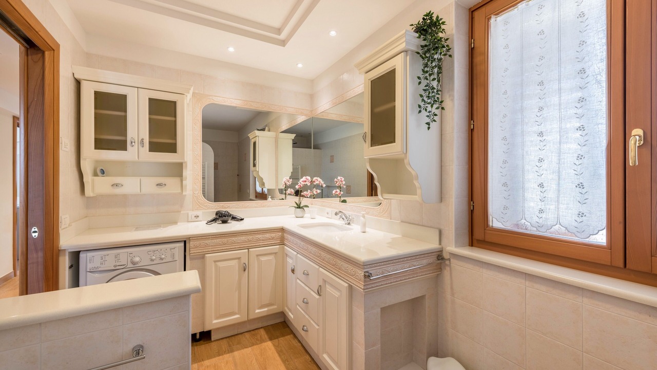 Photo of Bathroom in Albisano