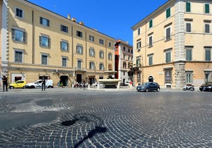 Roma Five Suites