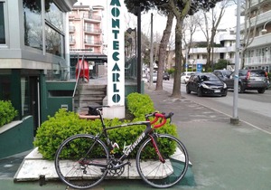 Hotel Montecarlo