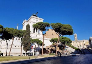 Roma Five Suites