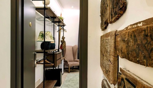 Elite Room