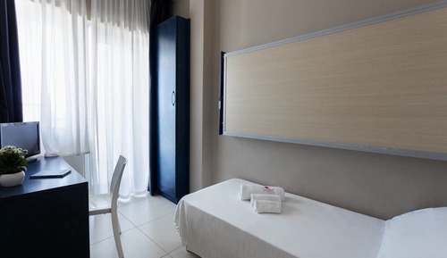 Superior Room, Connecting Rooms