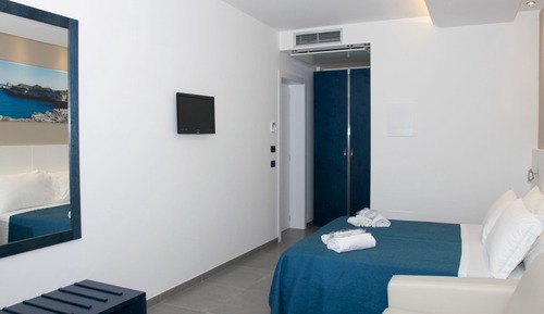 Double Room, Annex Building