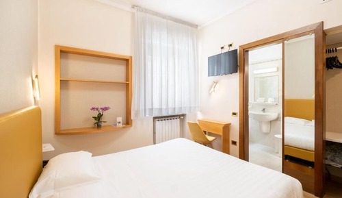 Comfort Double or Twin Room