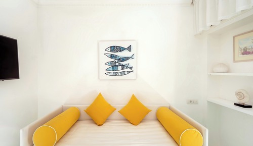 Junior Suite, 2 Bedrooms, Terrace, Garden View