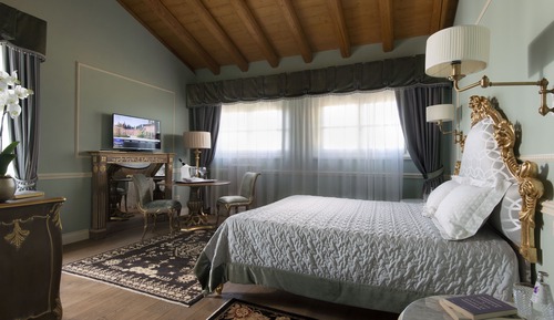 Luxury Room