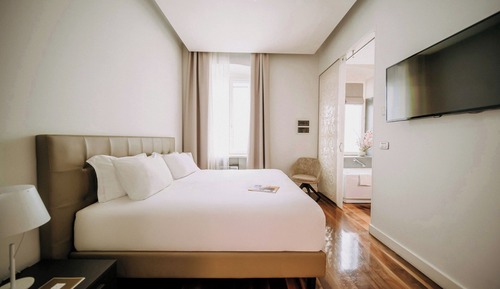 Classic Double Room