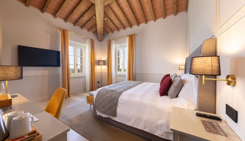 Classic Double Room