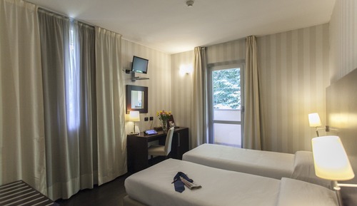 Economy Twin Room