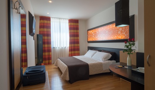 Comfort Room, Accessible