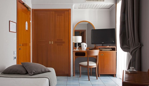 Classic Single Room