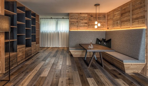 Suite (Treetop)