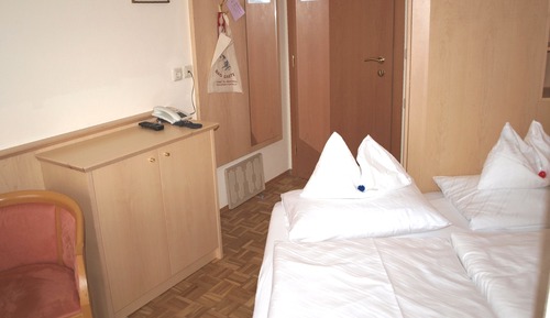 Small Single Room with extra bed