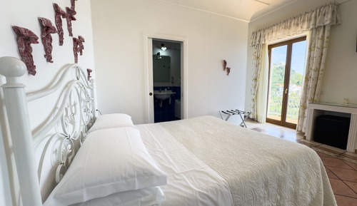 Junior Suite, Terrace, Sea View (Jacuzzi)