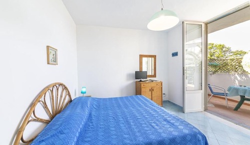 Standard Double Room, Balcony, Garden View