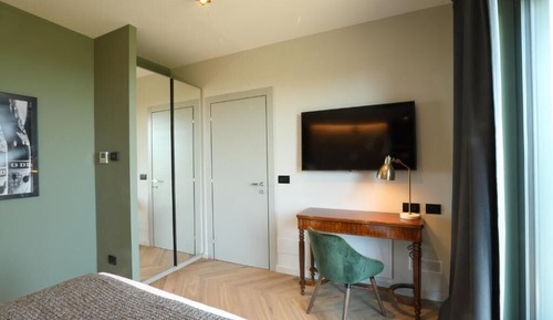 Deluxe Apartment, Balcony, City View