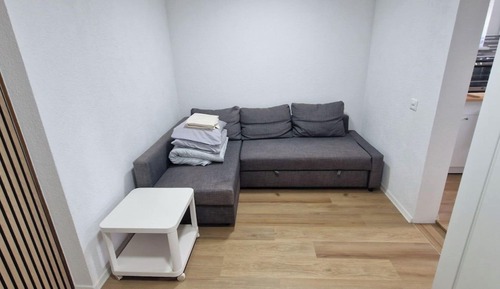 Deluxe Studio