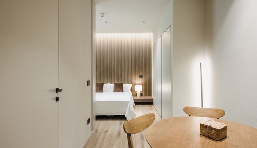 Suite, Balcony