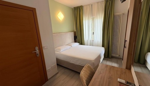Business Room (Hotel)