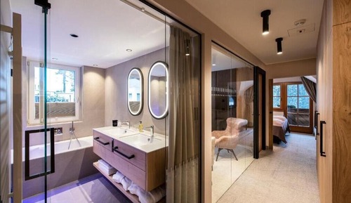 Suite, Balcony, Mountain View