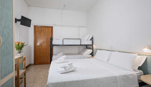 Comfort Quadruple Room