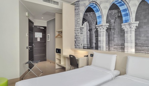Twin Room, Non Smoking