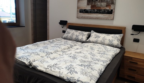 Deluxe Triple Room, 1 Queen Bed with Sofa bed, Ensuite, Mountain View