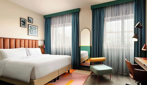 Room, 1 Queen Bed (Le Varesine)