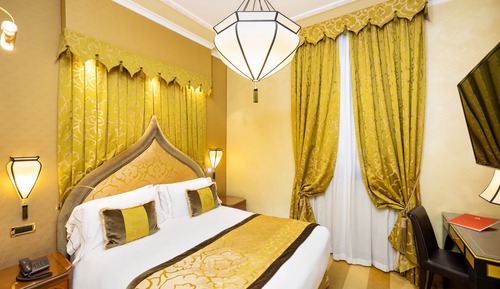 Classic Double or Twin Room