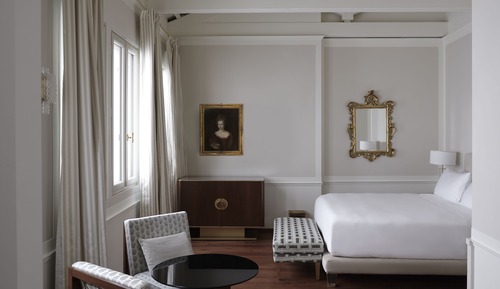 Executive Room (Supreme)