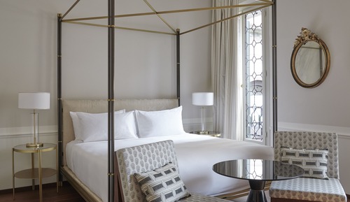 Deluxe Room (Corte Moise)