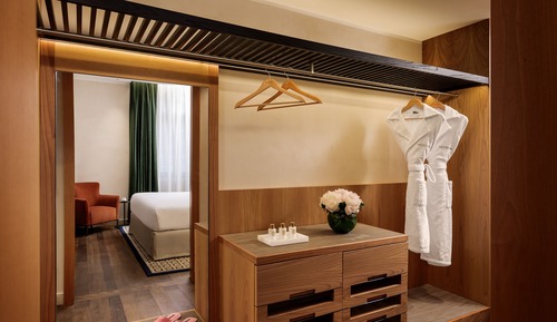 Suite, Terrace