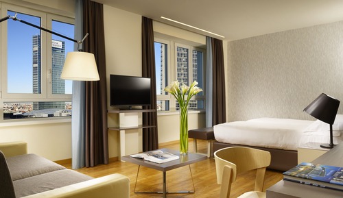 Classic Suite (Junior | 2 Adults + 1 Child)