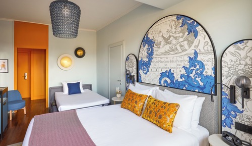 Premium Room (1 Queen, Single Sofa bed)