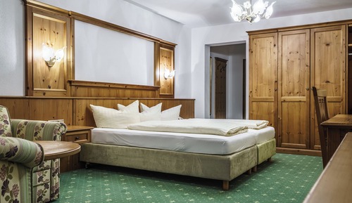 Superior Double Room, Balcony, Mountain View (Almhof)