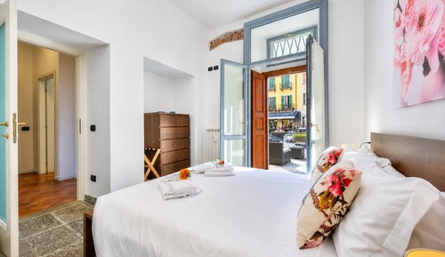 Honeymoon Apartment, 1 Bedroom, Microwave, Lakeside (Volo Di Gabbiani: Lakefront Arona)